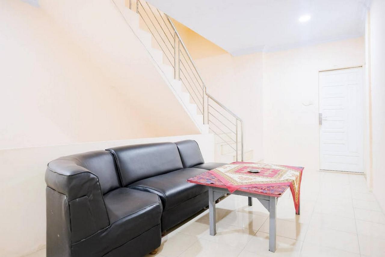 Waringin Residence Redpartner Medan Dış mekan fotoğraf